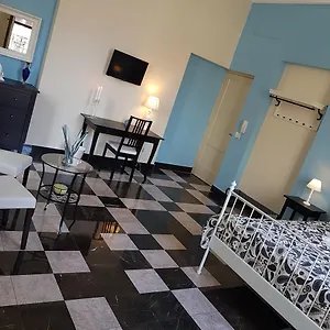 central-suites-sicily-catania-and-greater-area.taorminaitalyhotels.com/