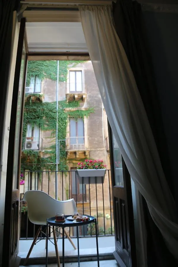 Palazzo Del Verga 카타니아 B&B
